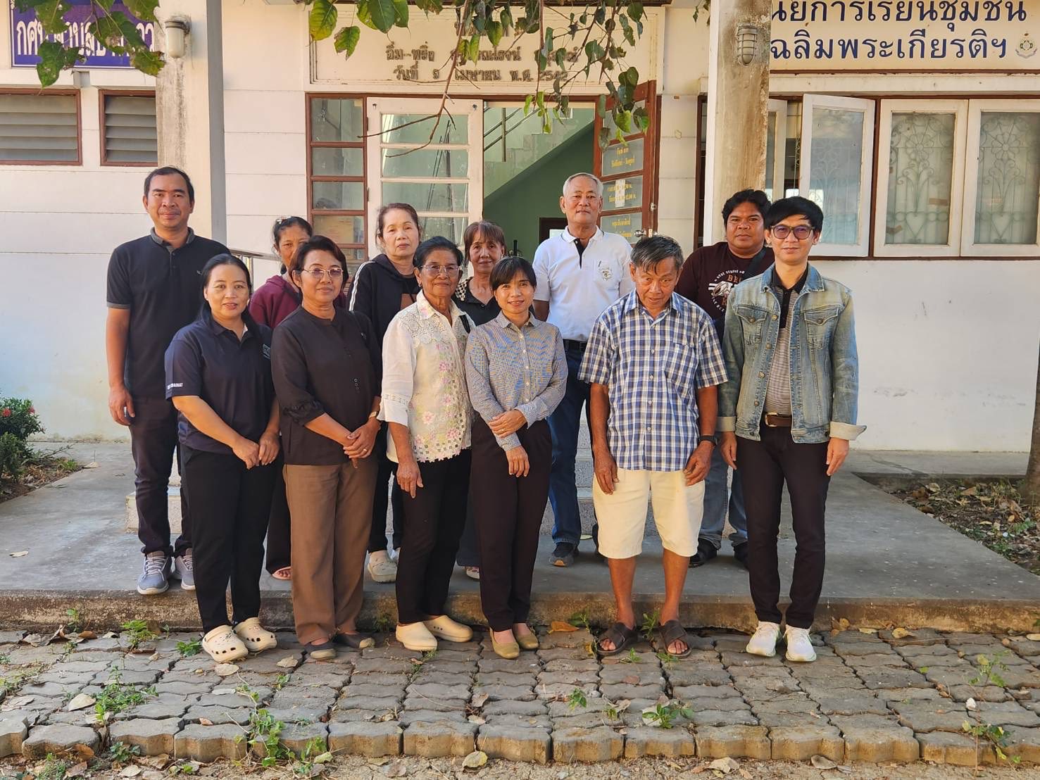 โครงการการศึกษาเพื่อพัฒนาสังคมและชุมชน รักษ์ไทย ใจภักดิ์  เชิดชูสถาบันพระมหากษัตริย์พัฒนาแผ่นดิน