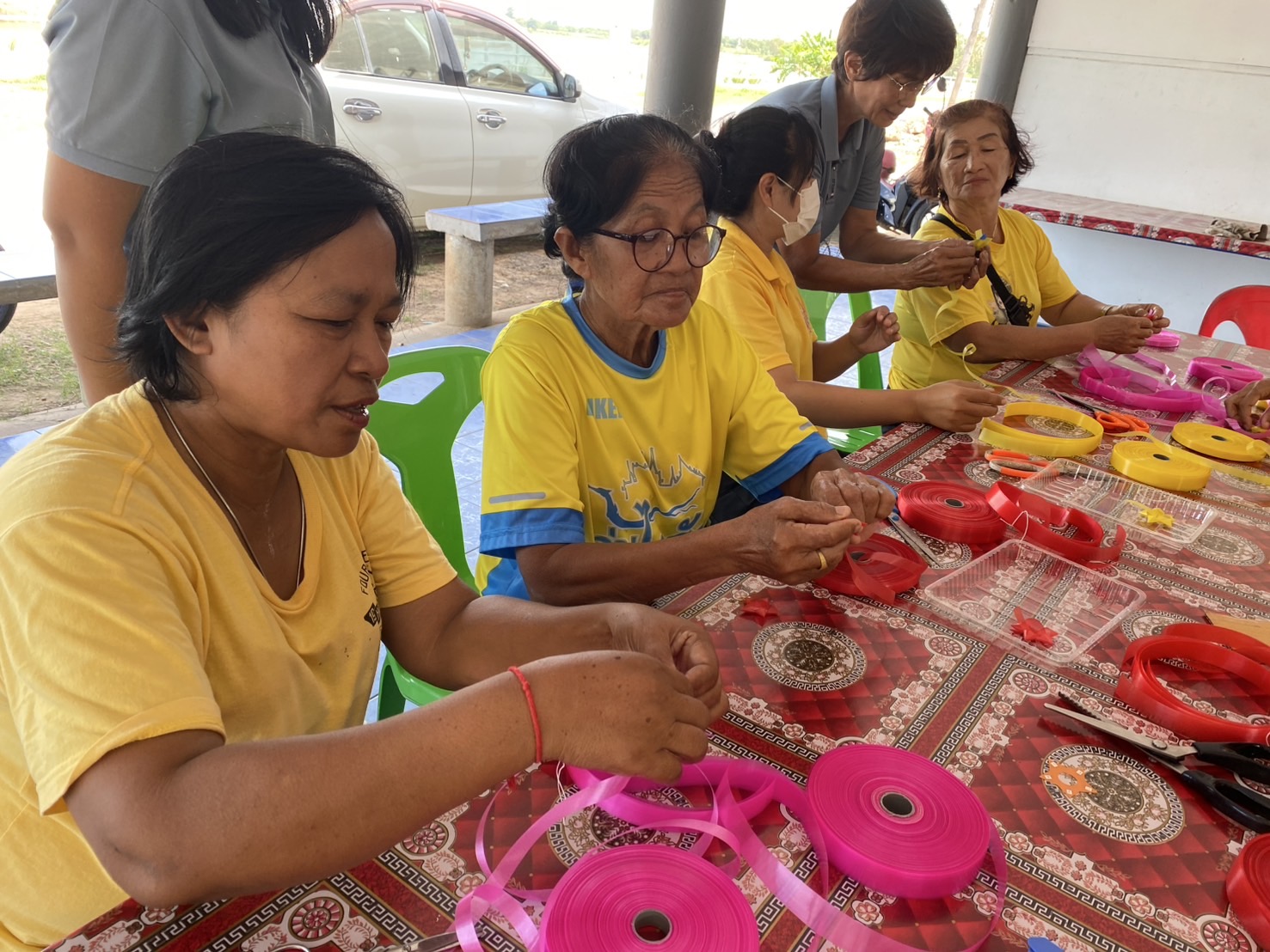 หลักสูตรวิชาการทำริบบิ้นพวงมาลัย