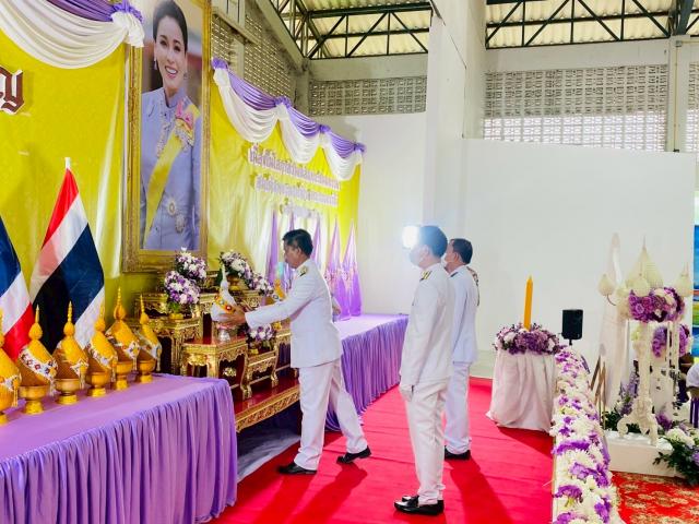 2. เข้าร่วมพิธีถวายเครื่องราชสักการะ  3  มิ.ย. 68