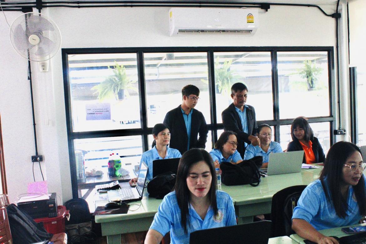 การพัฒนาระบบช่วยเหลือผู้เรียนรายบุคคลออนไลน์ ( อบรมวันที่ 3 )