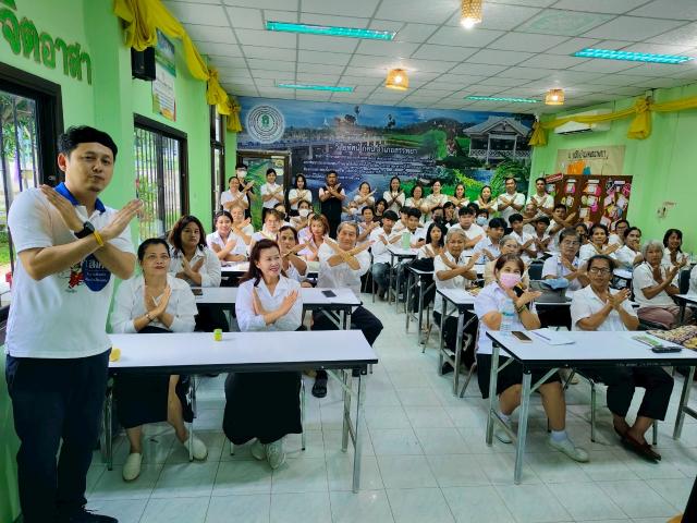 กิจกรรมพัฒนาผู้เรียน  โครงการป้องกันยาเสพติดและบุหรี่ไฟฟ้าในสถานศึกษา