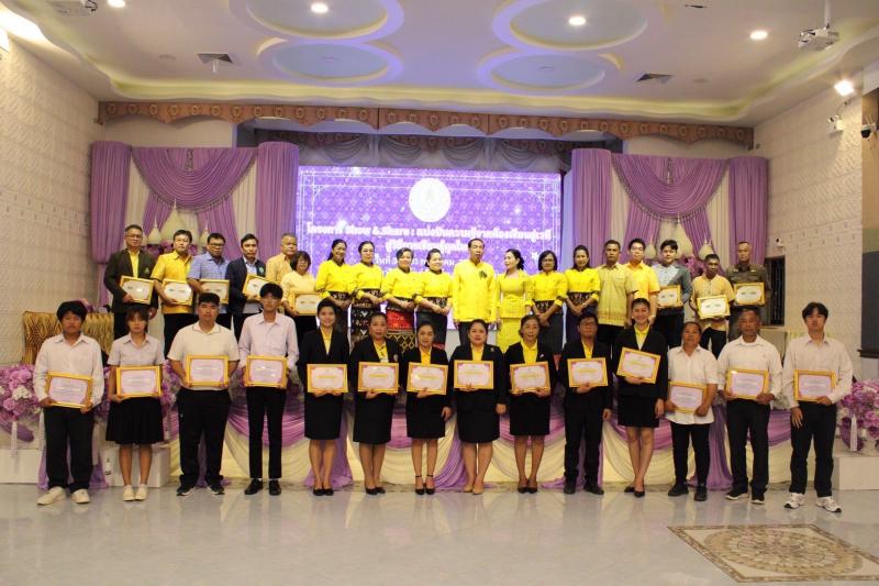 1. โครงการ Show&Share : แบ่งปันความรู้จากห้องเรียนสู่เวที สู่วิถีการเรียนรู้ยุคใหม่