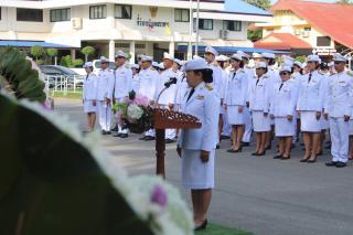 1. ร่วมพิธีวางพวงมาลา