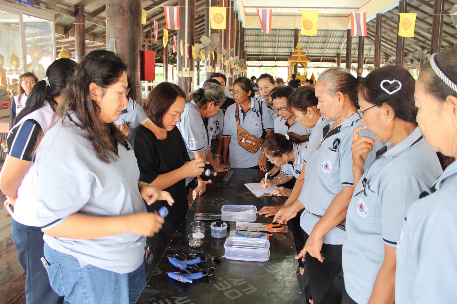 สอนทำริบบิ้นไว้อาลัย