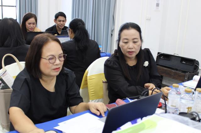 2. เข้าร่วมการประชุมชี้แจงการดำเนินงานหนังสือชุมชน ปีงบประมาณ พ.ศ. 2569 รูปแบบออนไลน์