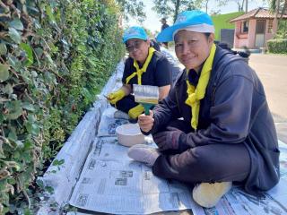 24. จิตอาสาพัฒนา  ปรับภูมิทัศน์  สกร.ระดับอำเภอสรรพยา  และหน่วยงานต้นสังกัด