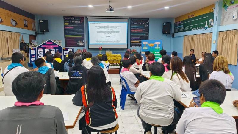 1. โครงการพัฒนาผู้เรียน การเรียนรู้การจัดทำโครงงานวิทยาศาสตร์ ในรูปแบบ STEM Education