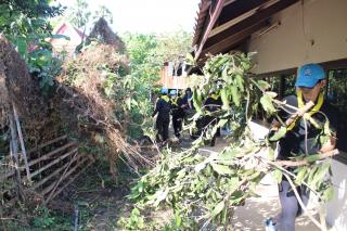 26. ร่วมโครงการจิตอาสา  เนื่องในวันคล้ายวันปราบดาภิเษก