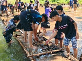 16. โครงการค่ายพัฒนาผู้เรียน สกร. อนุรักษ์ป่า อนุรักษ์ต้นน้ำ และสัตว์ป่า สืบสานพระราชปณิธาน