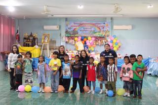 11. โครงการมอบของขวัญ  ปันน้ำใจให้น้องๆ และวันเด็กแห่งชาติ