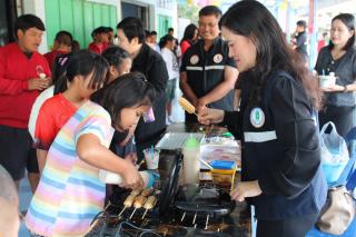 19. โครงการมอบของขวัญ  ปันน้ำใจให้น้องๆ และวันเด็กแห่งชาติ