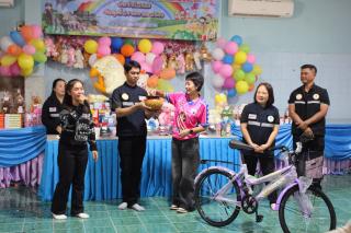 20. โครงการมอบของขวัญ  ปันน้ำใจให้น้องๆ และวันเด็กแห่งชาติ