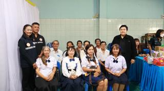 25. โครงการมอบของขวัญ  ปันน้ำใจให้น้องๆ และวันเด็กแห่งชาติ