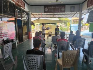 5. โครงการทักษะชีวิตให้ความรู้เรื่อง บริหารจัดการขยะ  การทำกระถางแก้มลิงจากขวดพลาสติก