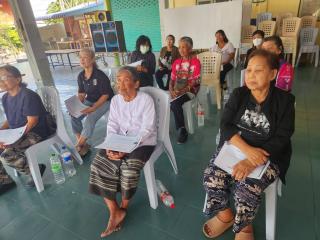 7. โครงการทักษะชีวิตให้ความรู้เรื่อง บริหารจัดการขยะ  การทำกระถางแก้มลิงจากขวดพลาสติก