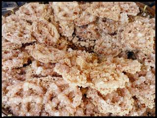 1. โครงการพัฒนาอาชีพชุมชน  หลักสูตรการทำขนมกง