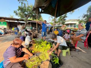 5. โครงการเรียนรู้ตามหลักปรัชญาของเศรษฐกิจพอเพียง (การเพาะเห็ดฟางในตะกร้า)