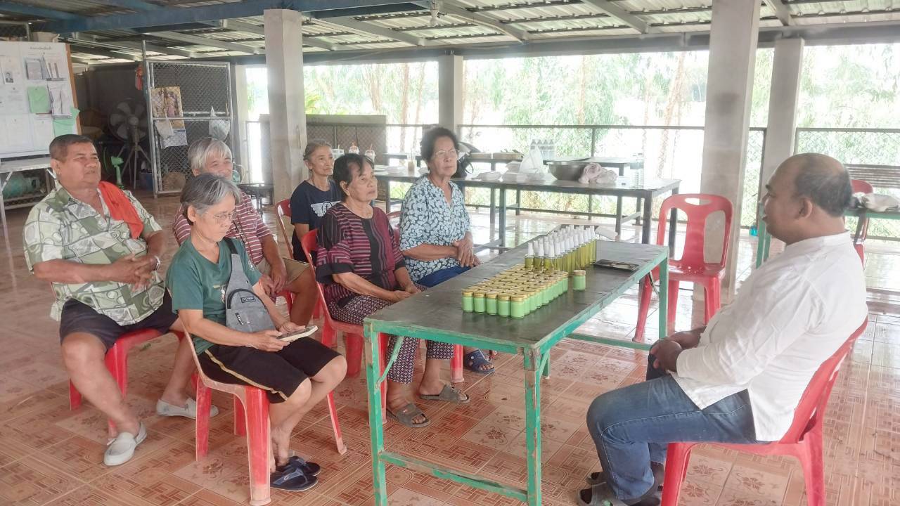 หลักสูตรการทำยาหม่องเขียว  และน้ำมันนวดสมุนไพร