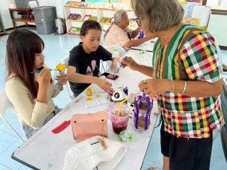 4. หลักสูตรการเปลี่ยนขยะให้เป็นประโยชน์