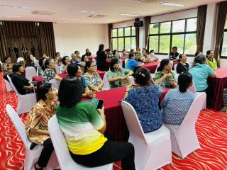 5. "ฝึกอบรมทำชะลอม" ภูมิปัญญาชาวบ้านสุดคลาสสิก