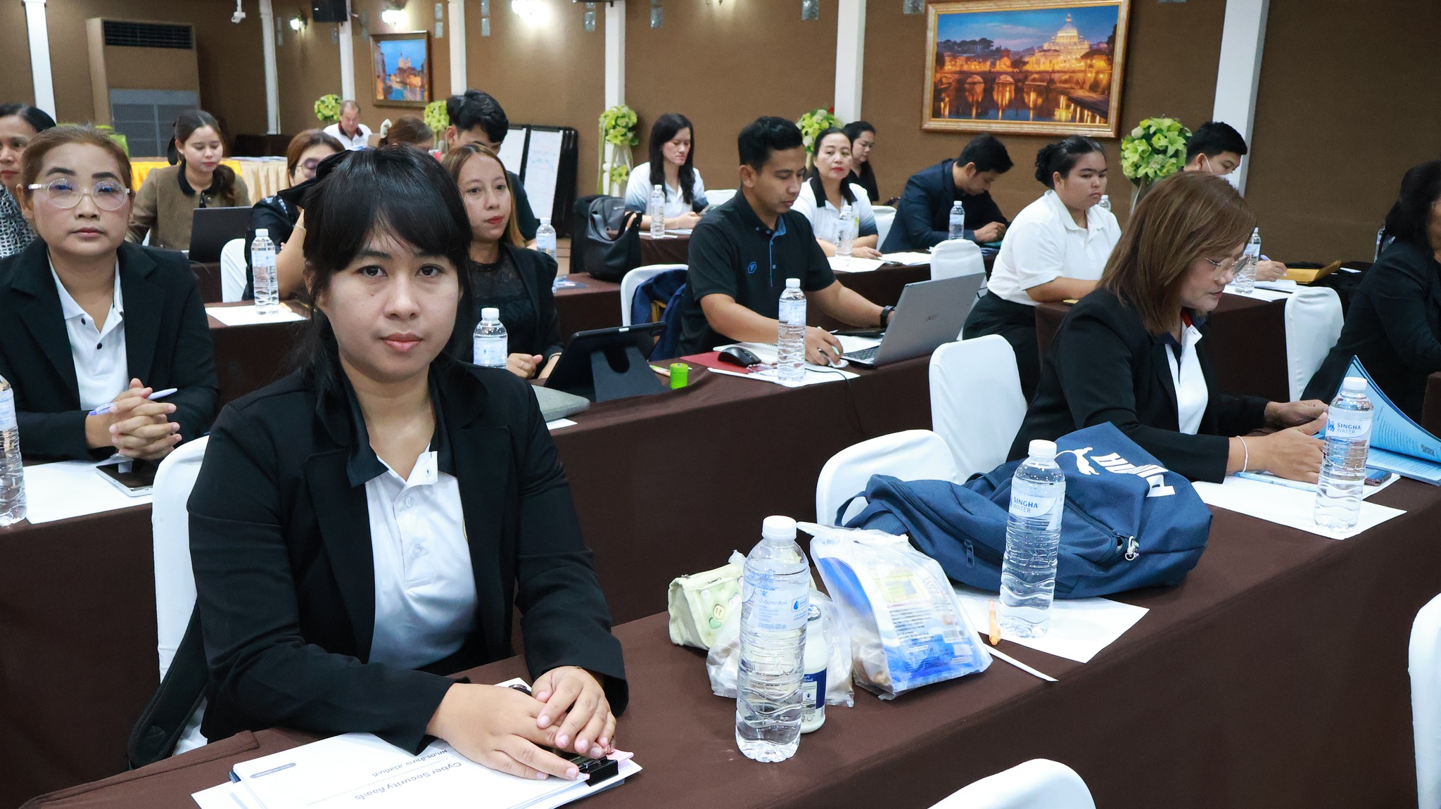 อบรมเรื่องความมั่นคงปลอดภัยไซเบอร์