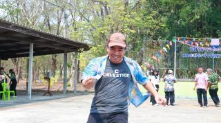 5. กิจกรรมกีฬาสานสัมพันธ์รัก