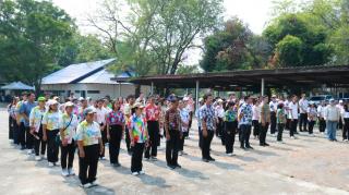 14. กิจกรรมกีฬาสานสัมพันธ์รัก
