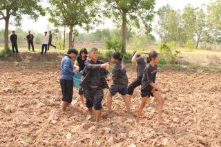 8. โครงการเรียนรู้ตามรอยพระยุคลบาท