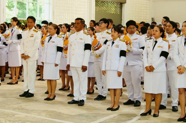 4. เข้าร่วมงานฉลิมพระเกียรติ เนื่องในโอกาสพระราชพิธีมหามงคลเฉลิมพระชนมพรรษา