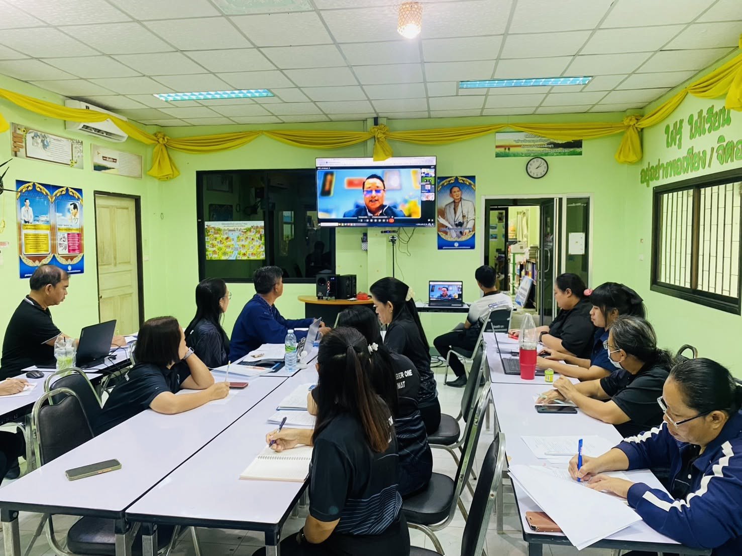 เข้าร่วมประชุมออนไลน์รับการประเมินคุณภาพภายนอก (สมศ.)